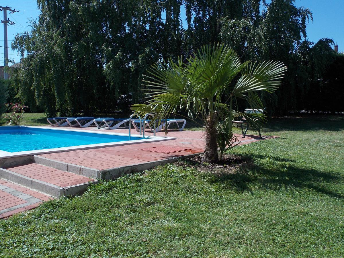 Eden Villa Apartmanhaz Balatonfüred Екстериор снимка